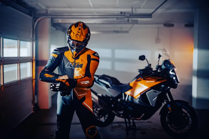 KTM 1390 Super Adventure S EVO 2025